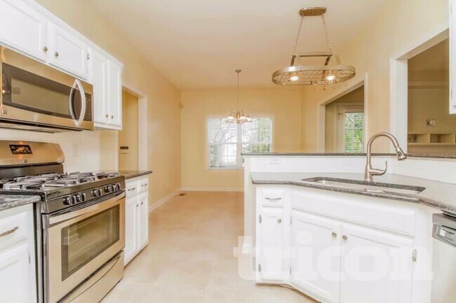 Foto del edificio - 1831 O'Reilly Cir