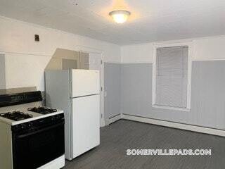 Building Photo - 547 Broadway