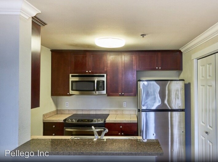 1844 S 284th Ln, Federal Way, WA 98003 Condo for Rent in Federal Way