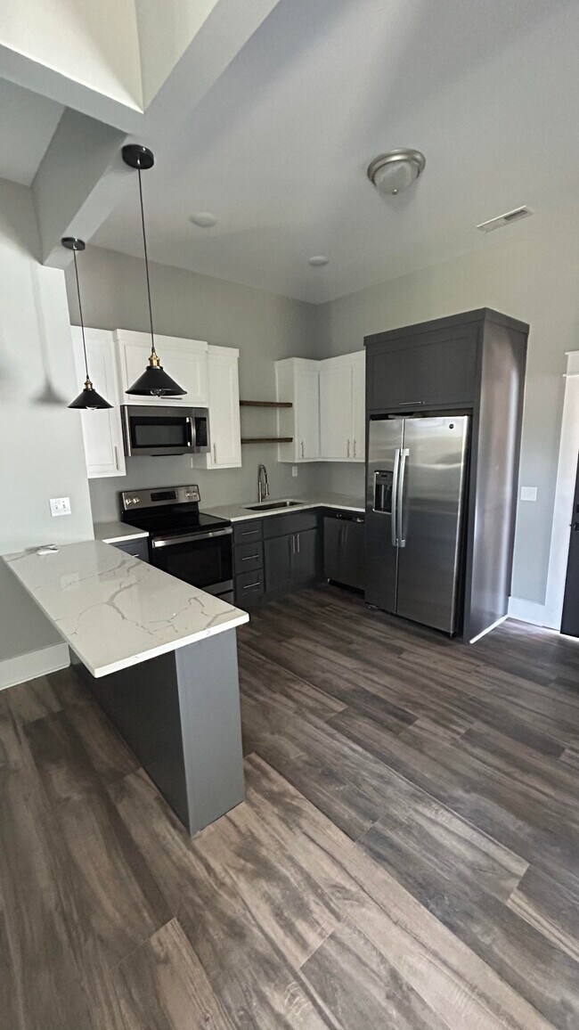 cocina - 754 N Wood Ave