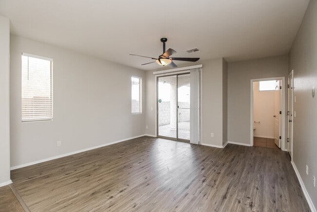 Foto del edificio - 3875 S Dew Drop Ln