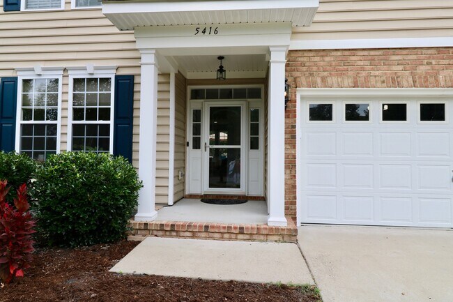 Building Photo - Immaculate 4 bedroom 2.5 Bath home in Sagi...