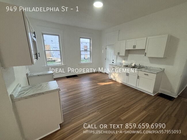Building Photo - 949 Philadelphia St