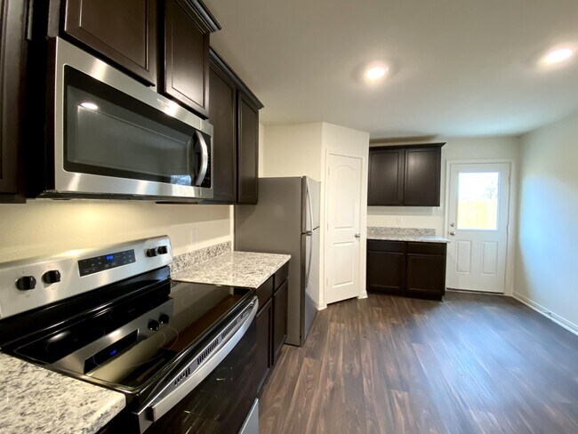 Building Photo - 3969 Northaven Trail