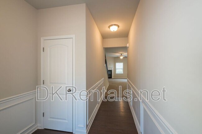 Foto del edificio - 2666 Pointcrest Way