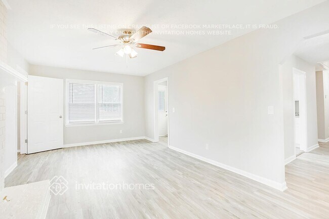 Foto del edificio - 6647 Forestdale Ln