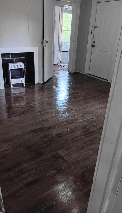 Foto del edificio - 1016 Farrah Cir