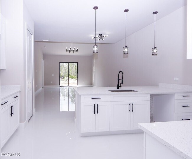 Foto del edificio - 219 Greenbriar Blvd