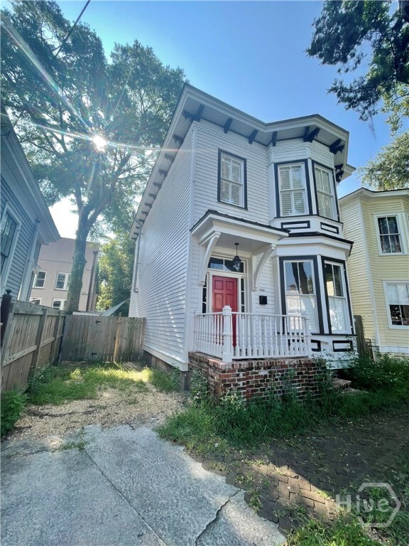 Foto del edificio - 906 Barnard St