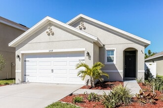 Building Photo - 12018 Suburban Sunrise St
