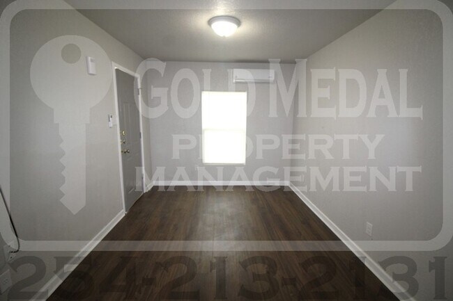 Foto del edificio - 711 W Avenue C