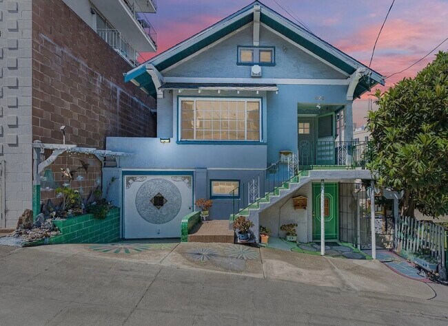 Foto del edificio - 473 Newton Ave