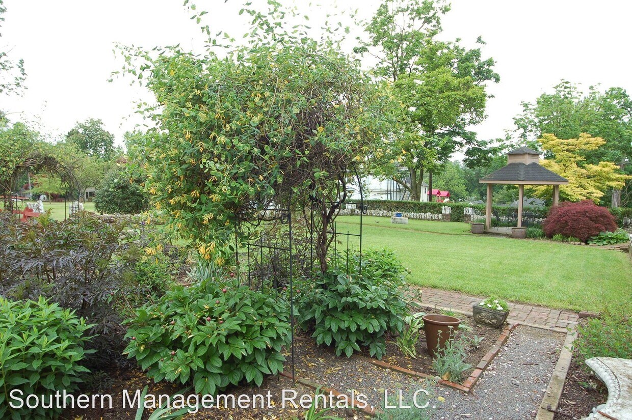 Foto del edificio - 1 br, 1 bath House - 431 Linden Avenue 2nd...