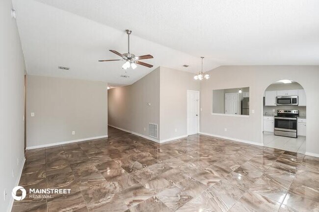 Foto del edificio - 10915 Mindanao Dr S, Jacksonville, FL 32246
