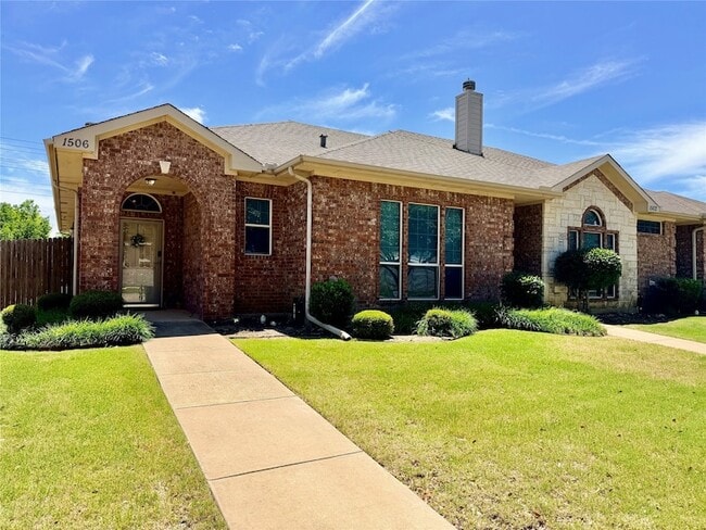 Photo - 1506 Poinsettia Blvd Townhome