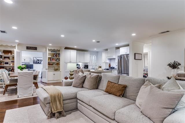 Foto del edificio - 6382 Waverly Way