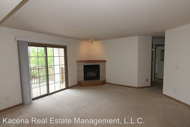 Building Photo - 2882 Coral Ct