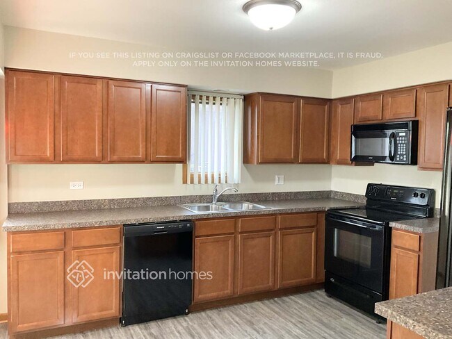 Foto del edificio - 15515 Long Ave