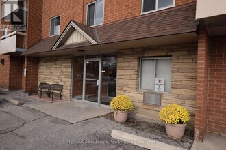 Building Photo - 36 Freeborn Ave