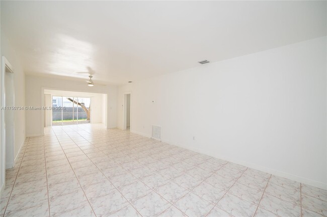 Photo - 2340 SW 16th St House