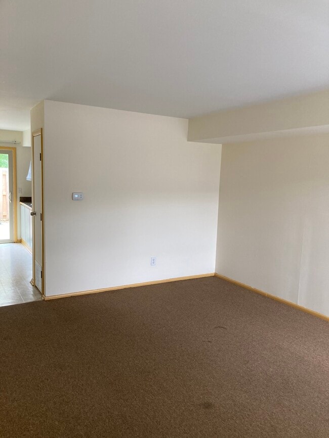 Foto del edificio - 4660 Charecote Ln