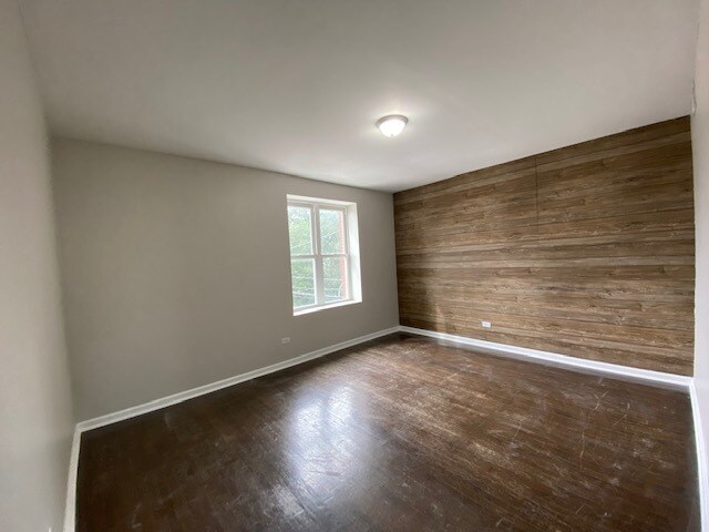 Foto principal - 1609 N Lawndale Ave