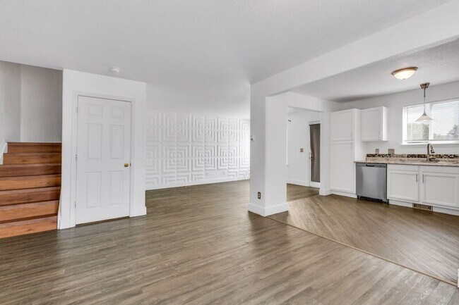 Foto del edificio - 10974 E 96th Pl