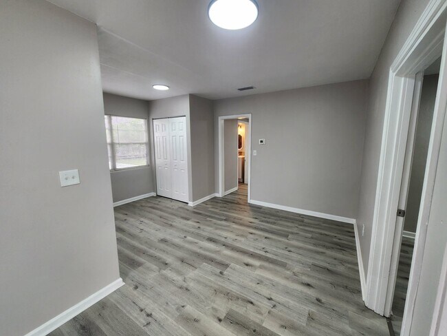 Building Photo - 2427 Coleman Ct