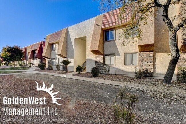 Foto del edificio - Beautifully Remodeled 2Bdm 2Ba Condo!