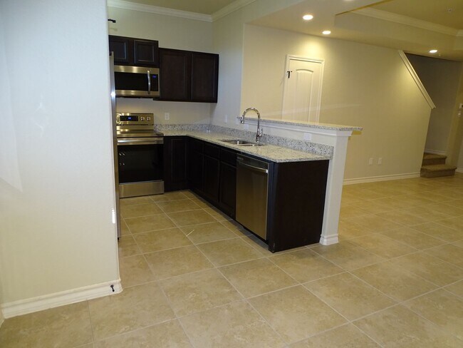 Foto del edificio - 6410 Marcel Way #104, San Antonio, TX. 78233