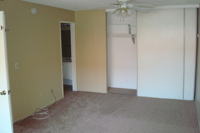 Foto del edificio - 3 bedroom 2 bath in great neighborhood in ...