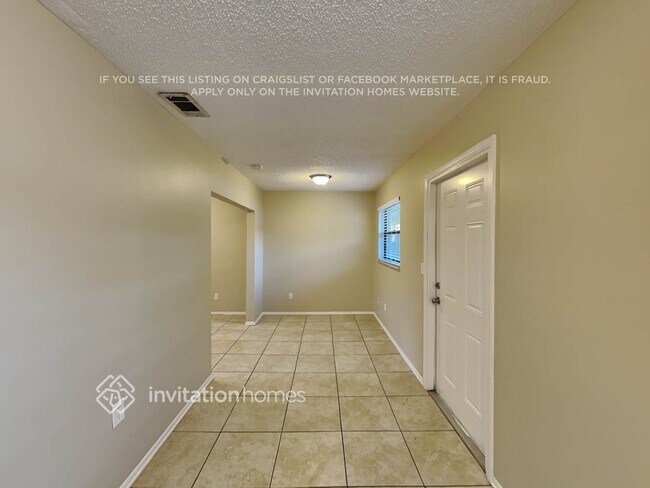 Foto del edificio - 2302 Windsor Oaks Ave
