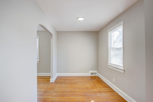 Building Photo - 5537 Gist Ave