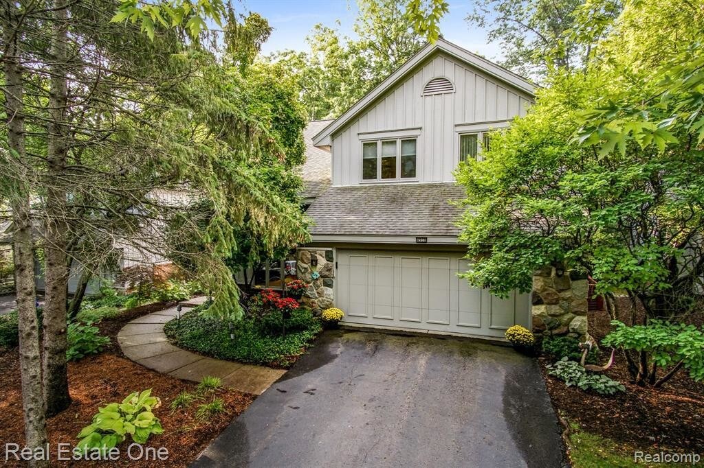 Foto principal - 4908 Fairway Ridge Cir