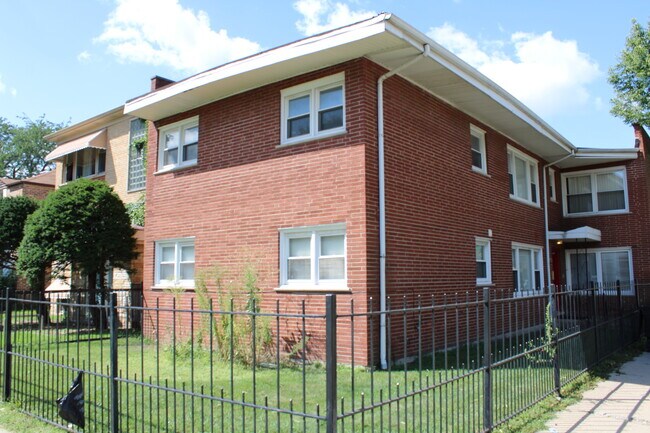 Building Photo - 8300 S Vernon Ave