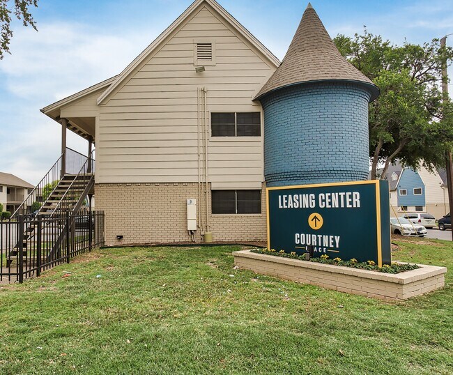 Courtney Place Apartments Dallas, TX