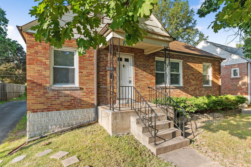 Primary Photo - 8905 Apache Ln
