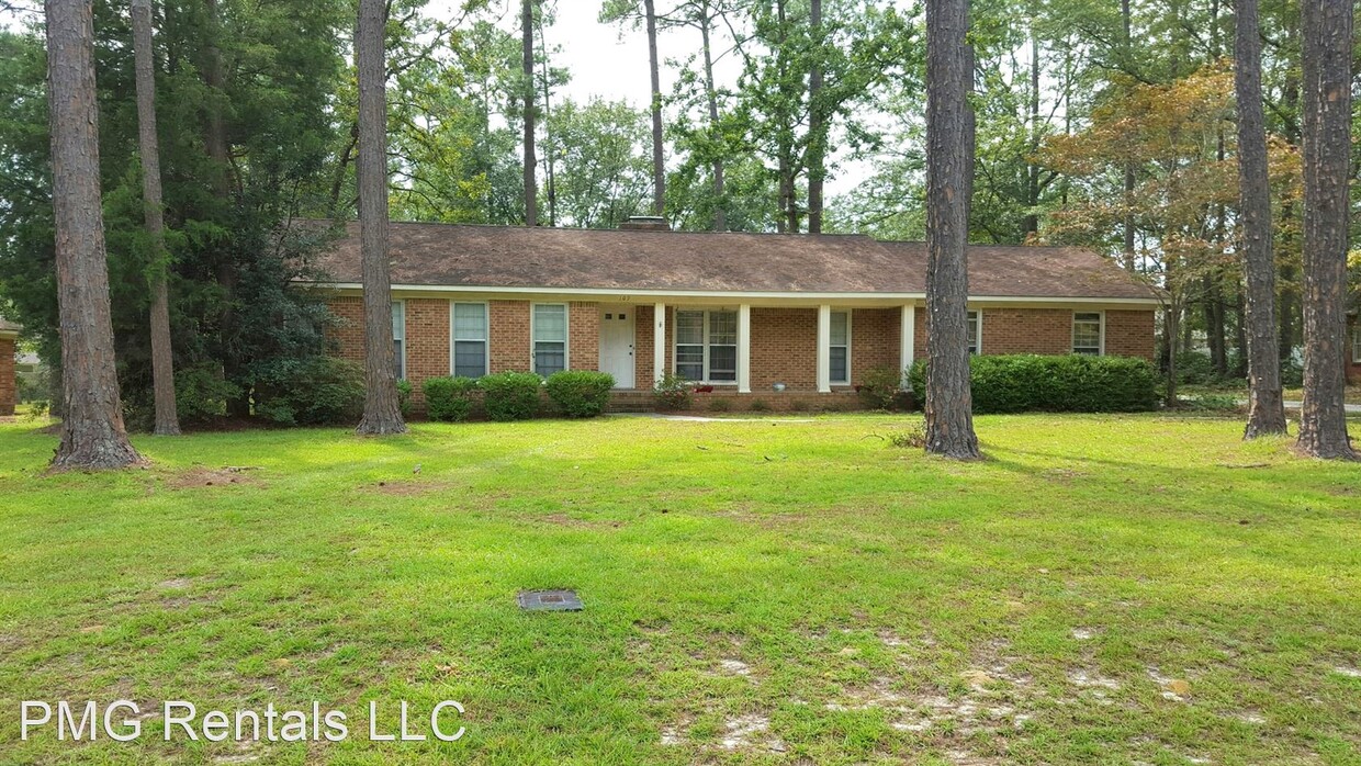 Foto principal - 3 br, 2 bath House - 109 Oak Hollow