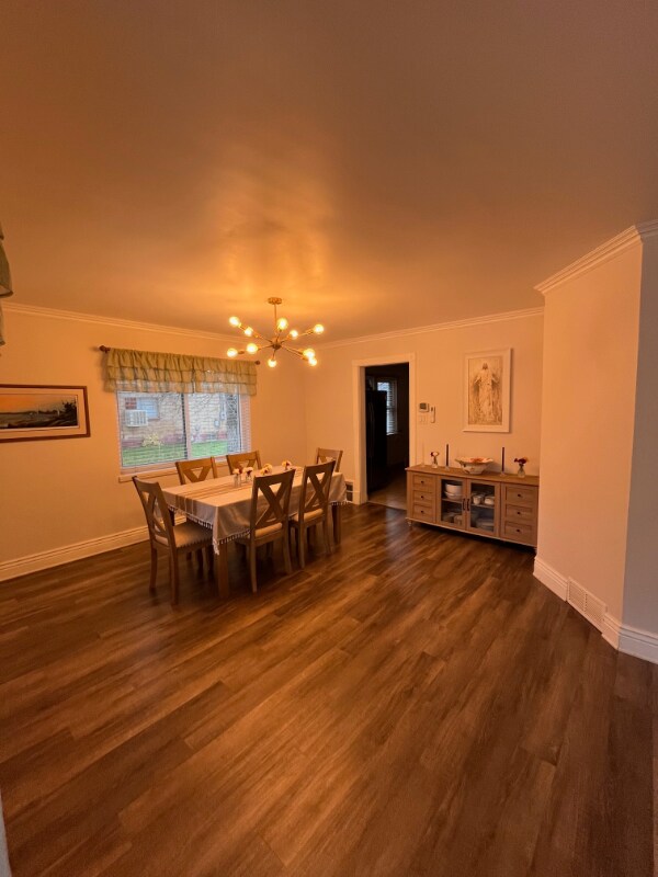 Foto del edificio - 165 N 400 E