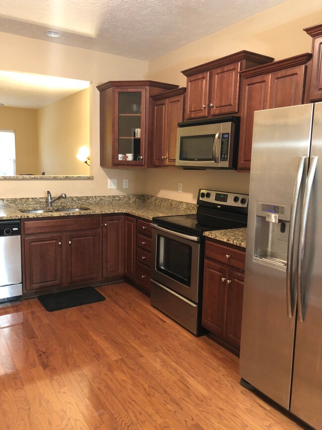Foto del edificio - 833 Spence Enclave Ln