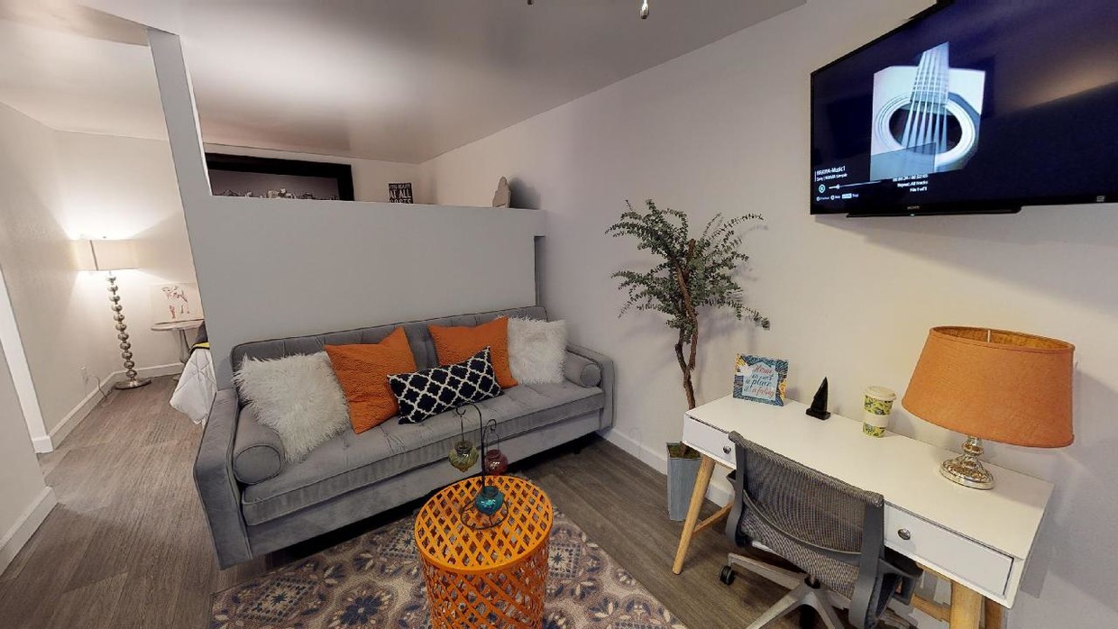 Photo - Studio 710 Apartments