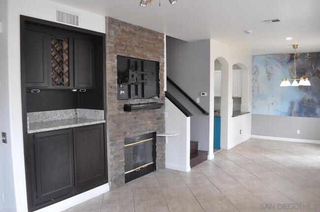 Building Photo - 1220 Aruba Cove