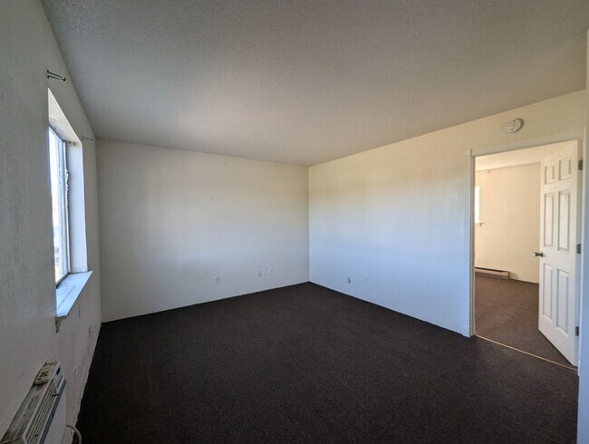 Foto del edificio - 1 Bed/1 Bath Apartment in Melbourne