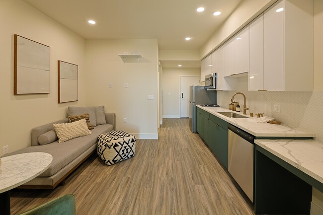 Building Photo - Orion at 1037 Dewey