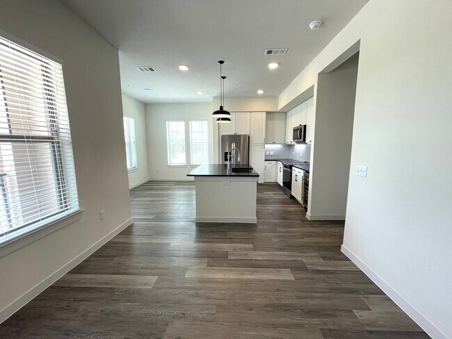 Foto del edificio - 8421 S Hwy 183