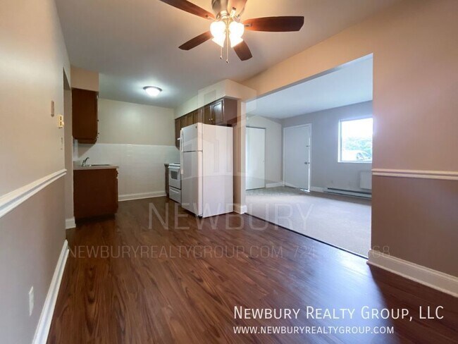 Building Photo - Charming 2-Bedroom Apartment in a Country ...