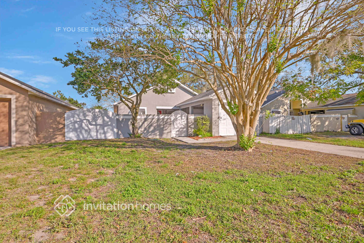 Foto principal - 9791 Piney Point Cir