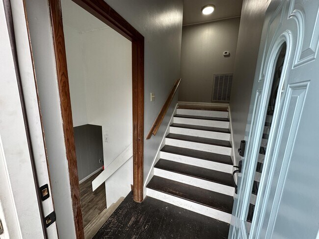 Foto del edificio - 1312 Ledford St