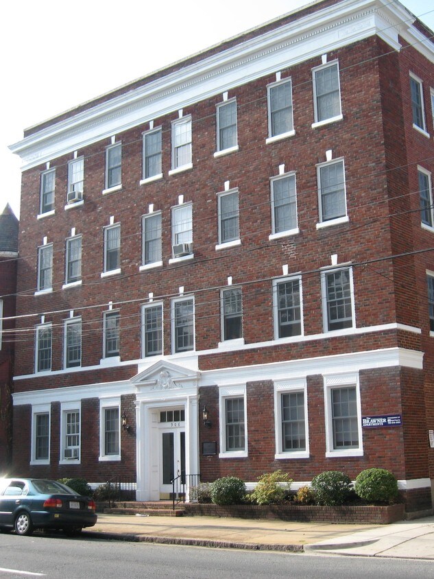 Primary Photo - 906 Prince St