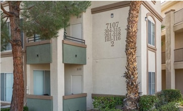 Building Photo - 7107 S Durango Dr